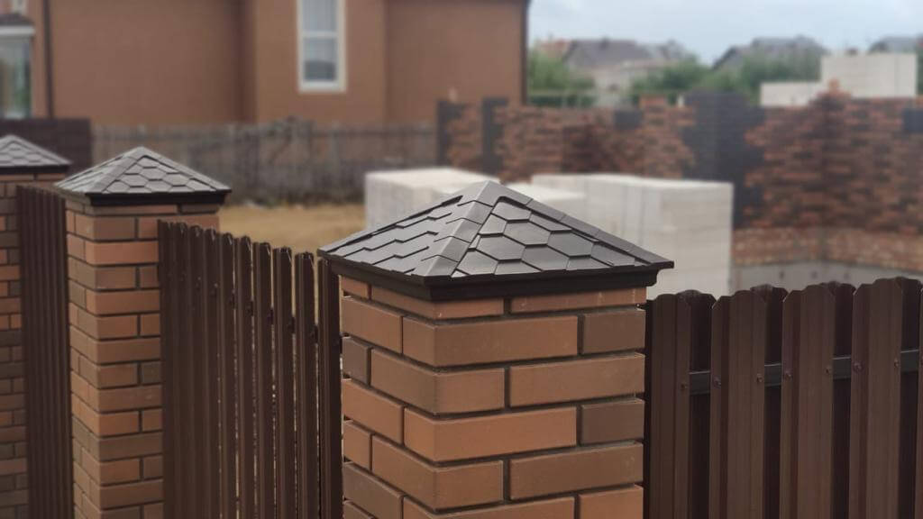 Колпак Zking Эверест Коричневый на столб 1.5х1.5 кирпича (390х390мм) в Обнинске фото